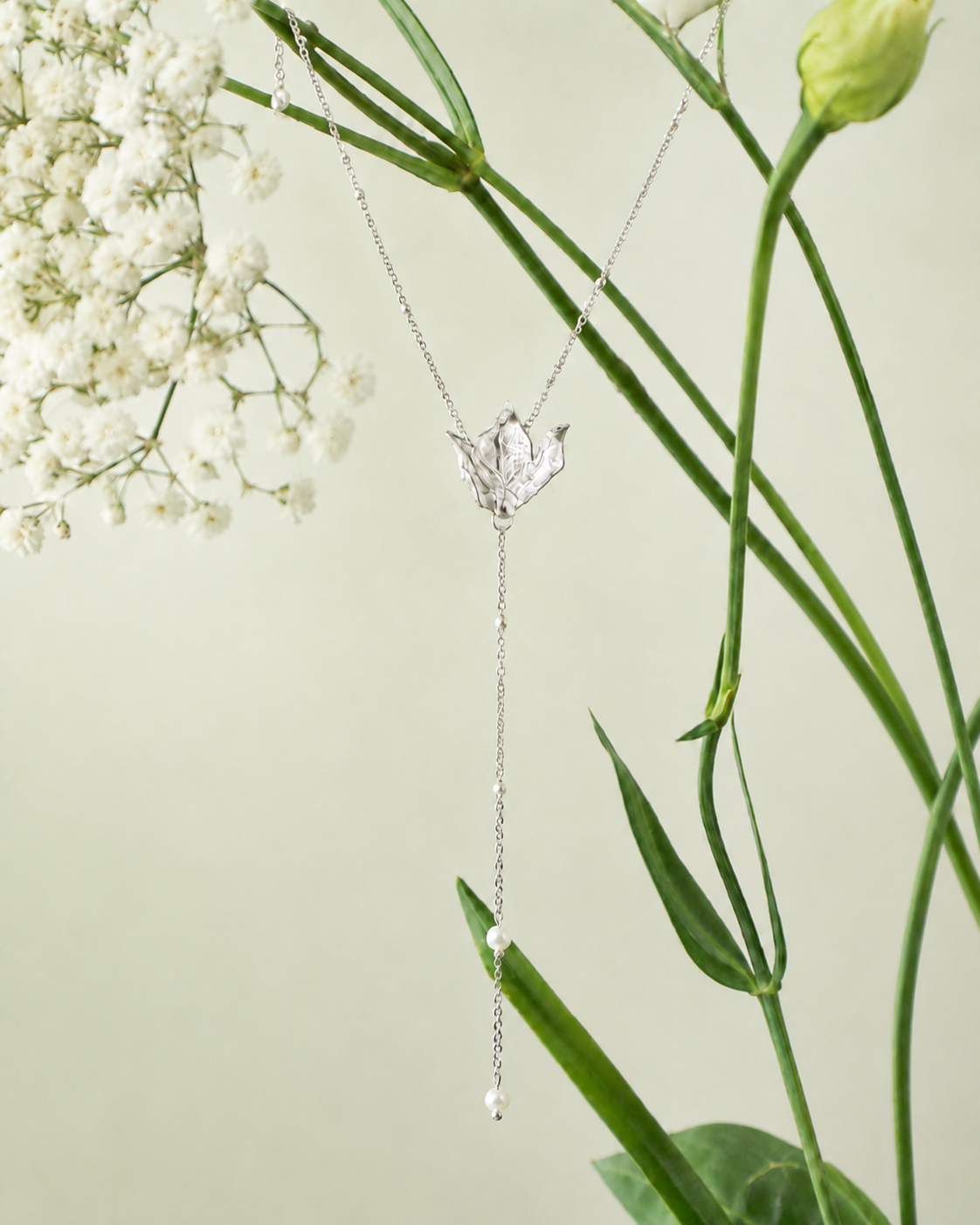 Collar Lirio Silvestre